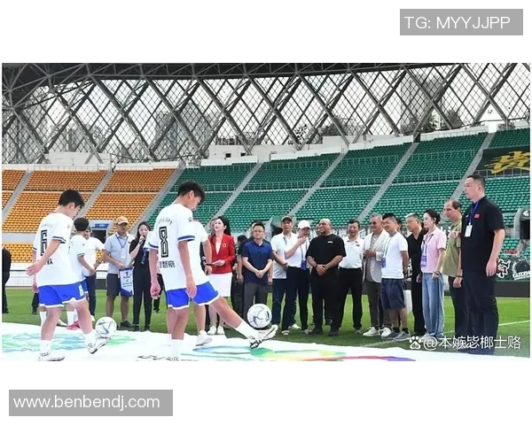 贵州足球小学培养未来球星助力地方足球发展与青少年成长